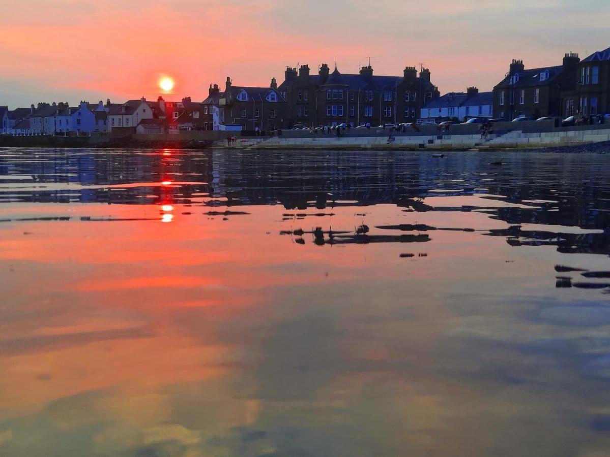 The Colours Riverside Apartment With Garden Broughty Ferry Exterior photo